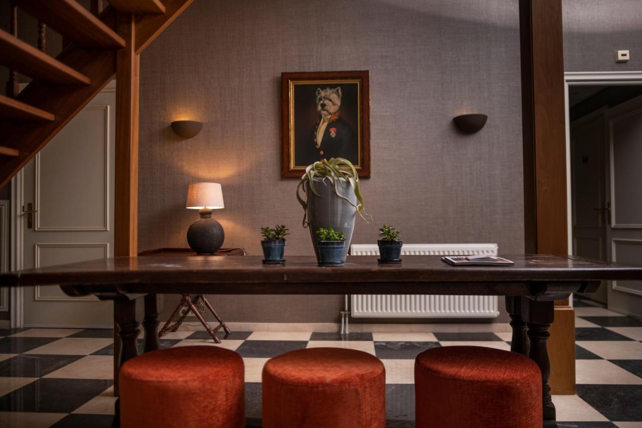 ベーツステルズワーグ Koetshuis Landgoed Lauswoltヴィラ エクステリア 写真